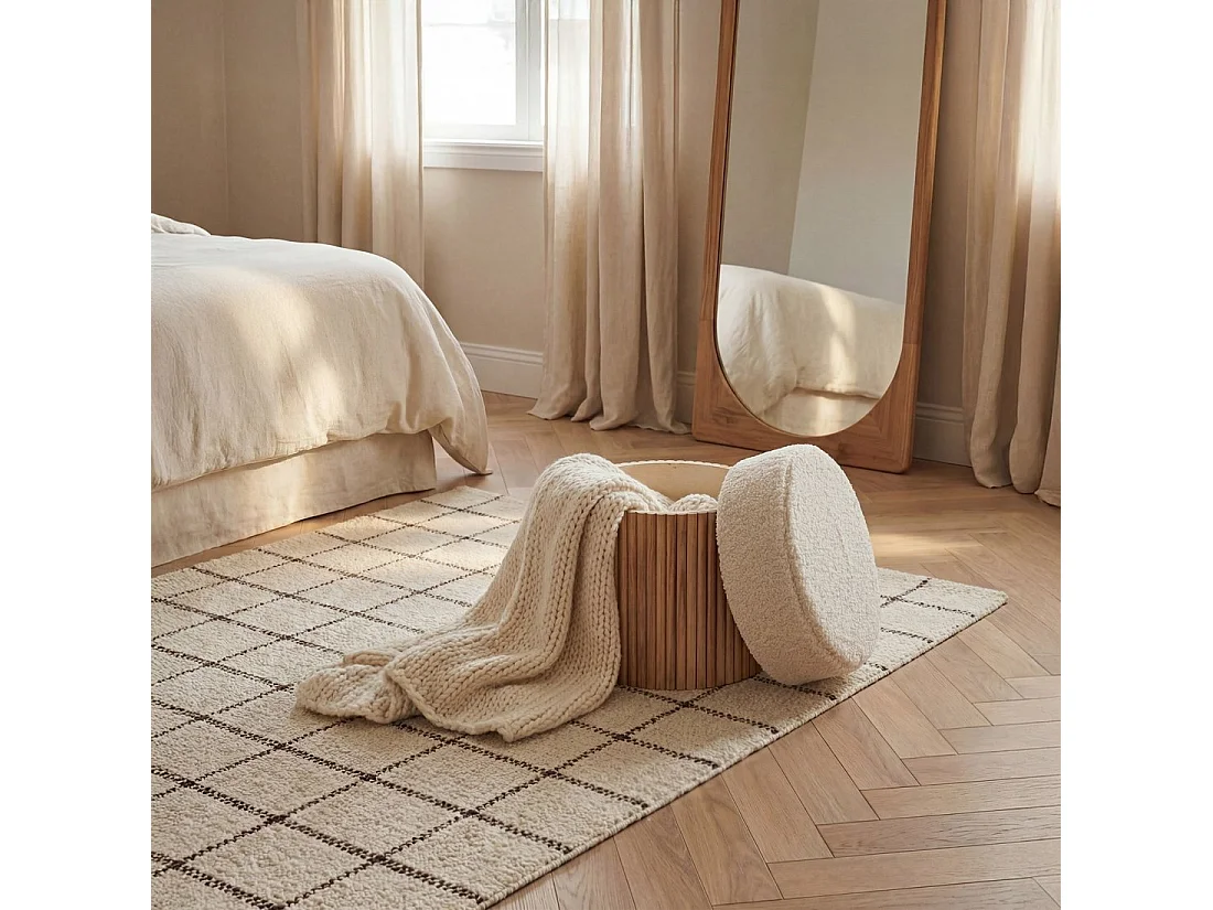 Puf de Borreguito Blanco 45 x 43- Naira