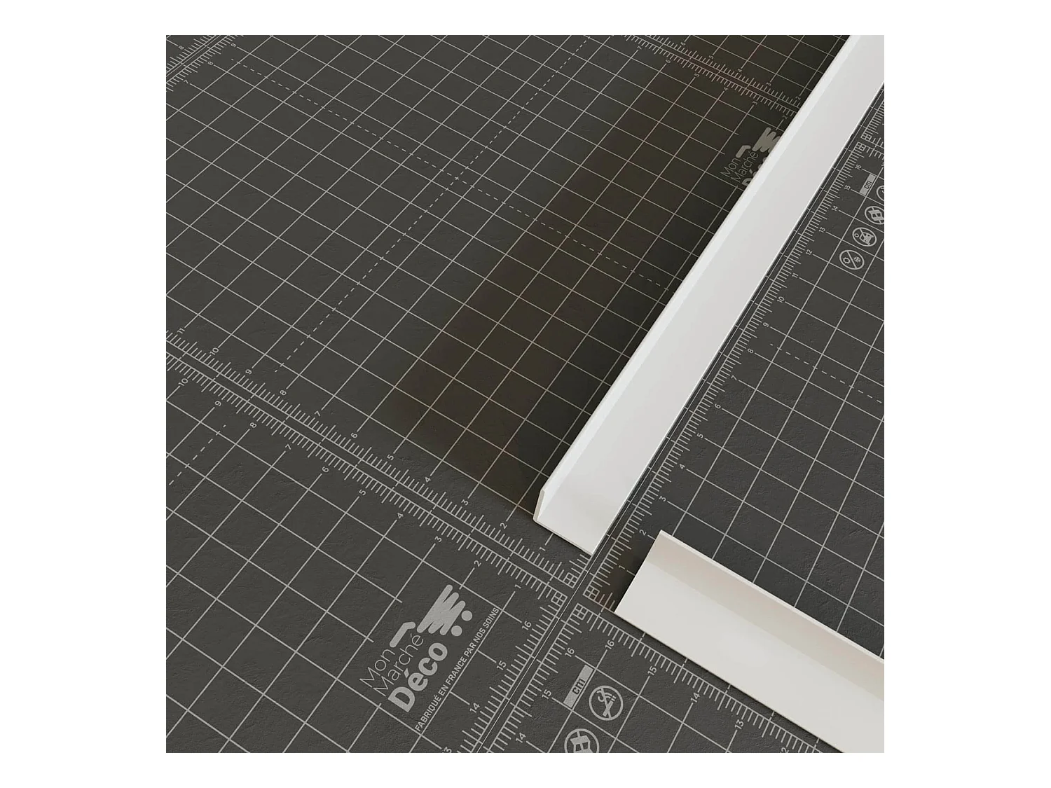 Cornière PVC - Longueur 1 m - Blanc - 1.5 x 1.5 cm