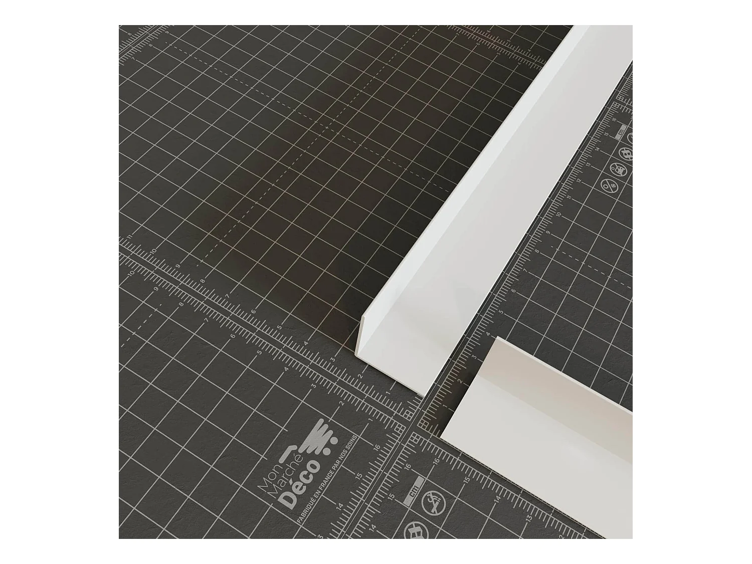 Cornière PVC - Longueur 1 m - Blanc - 2.5 x 2.5 cm