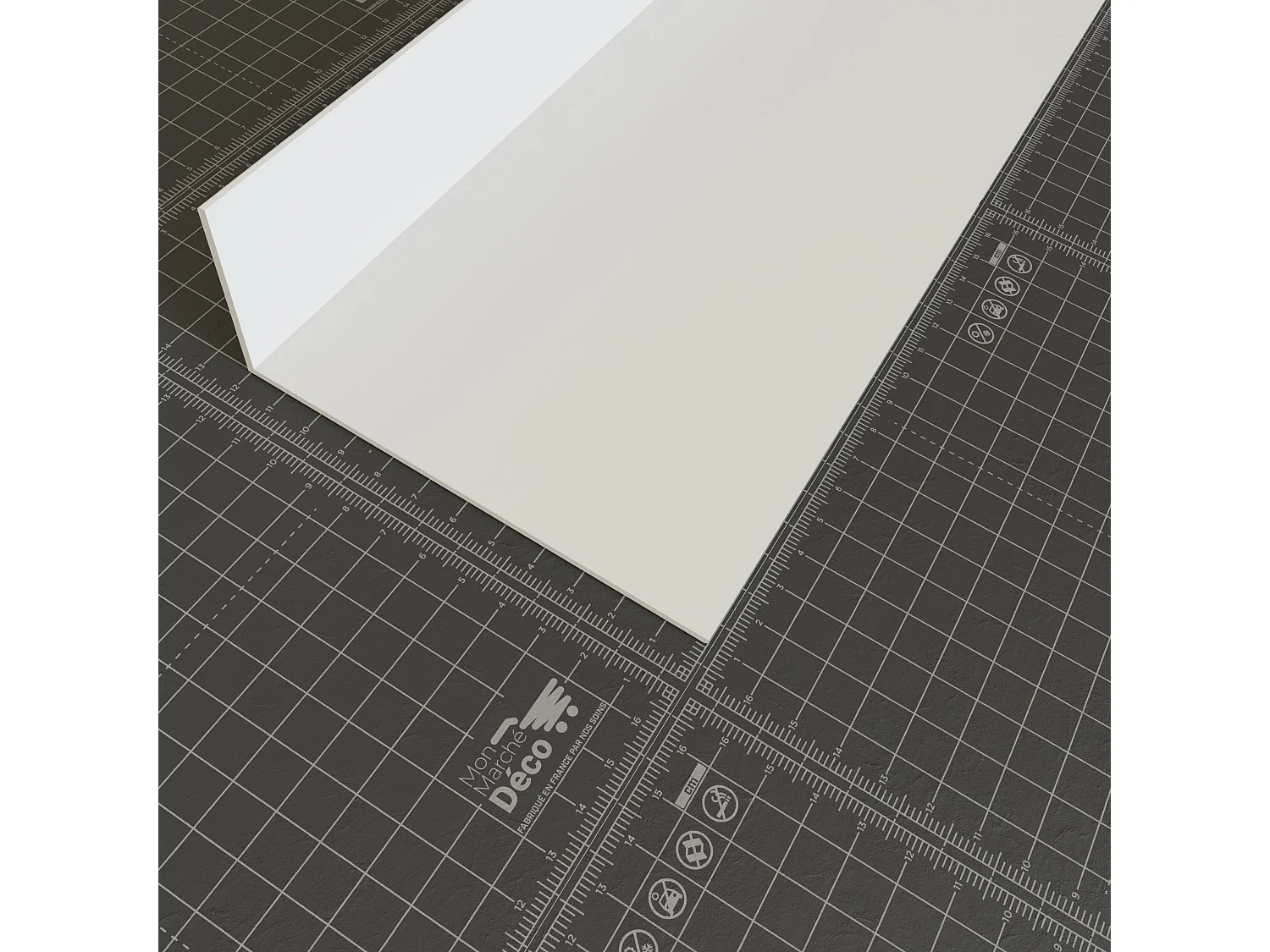 Cornière Inégale PVC 2.60 m - Blanc - 5 x 12 cm, À l'unité