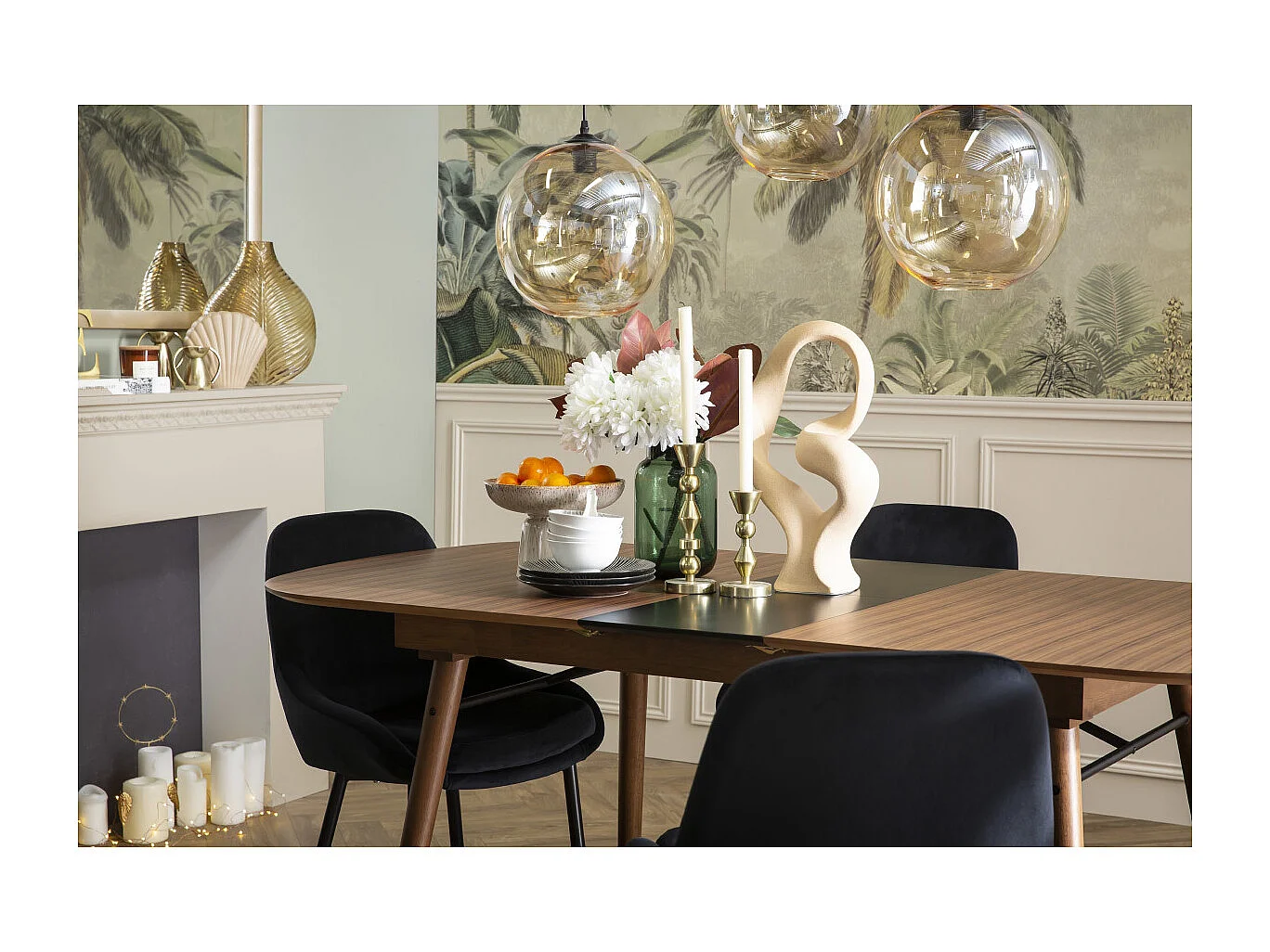 Table extensible rallonges intégrées rectangulaire en bois foncé noyer L150-180 cm SHELDON