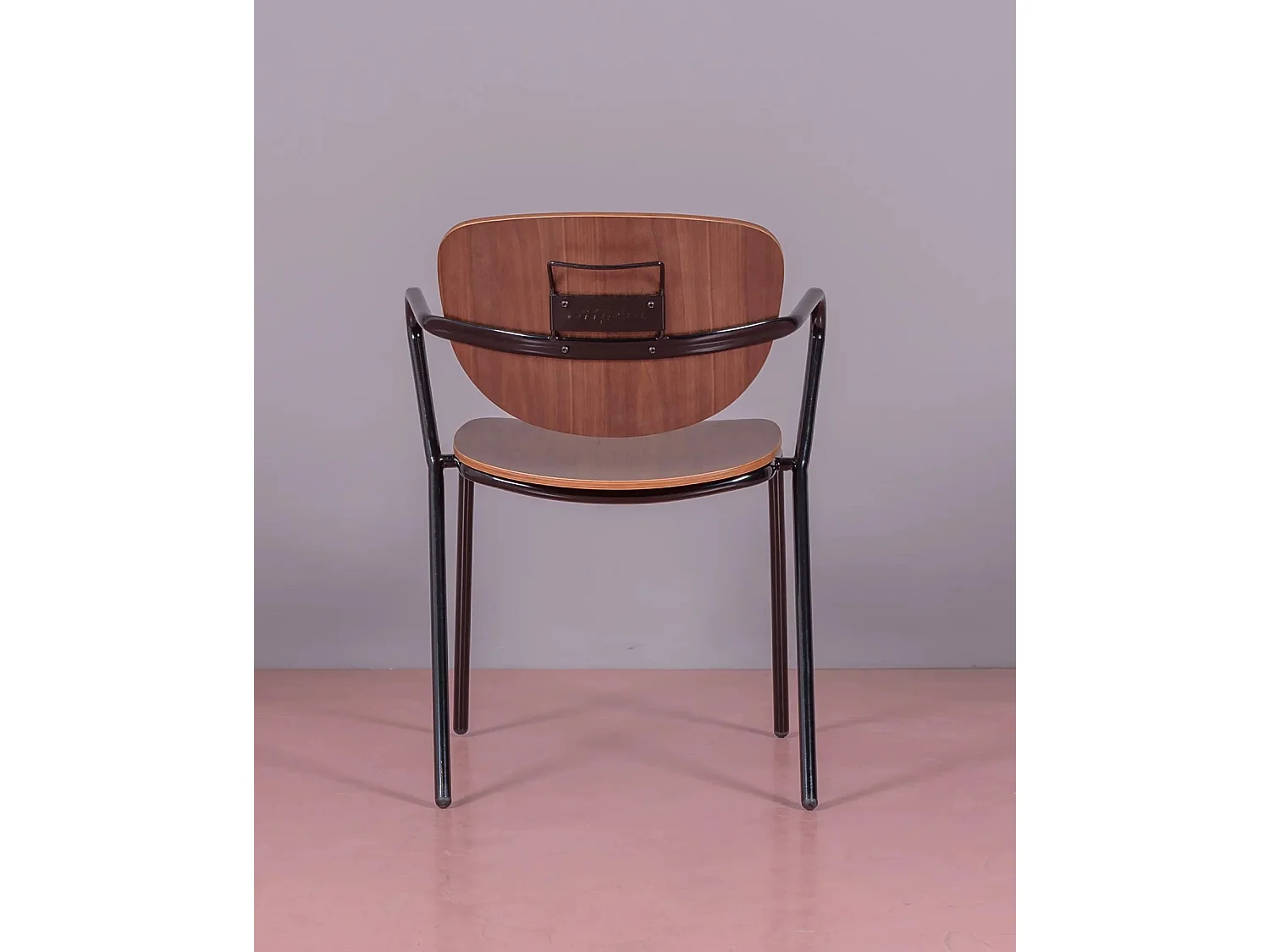 Chaise de salle à manger de style industriel en bois de noyer - Alpha - Noyer