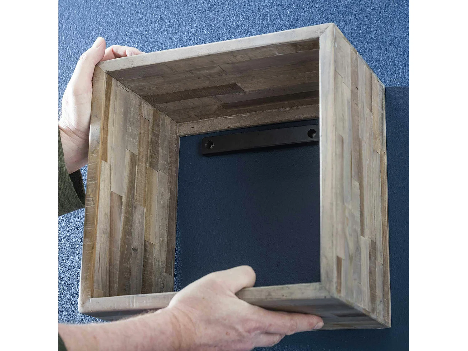 Etagère cube bois de teck recyclé finition vieillie 65 cm JAVA