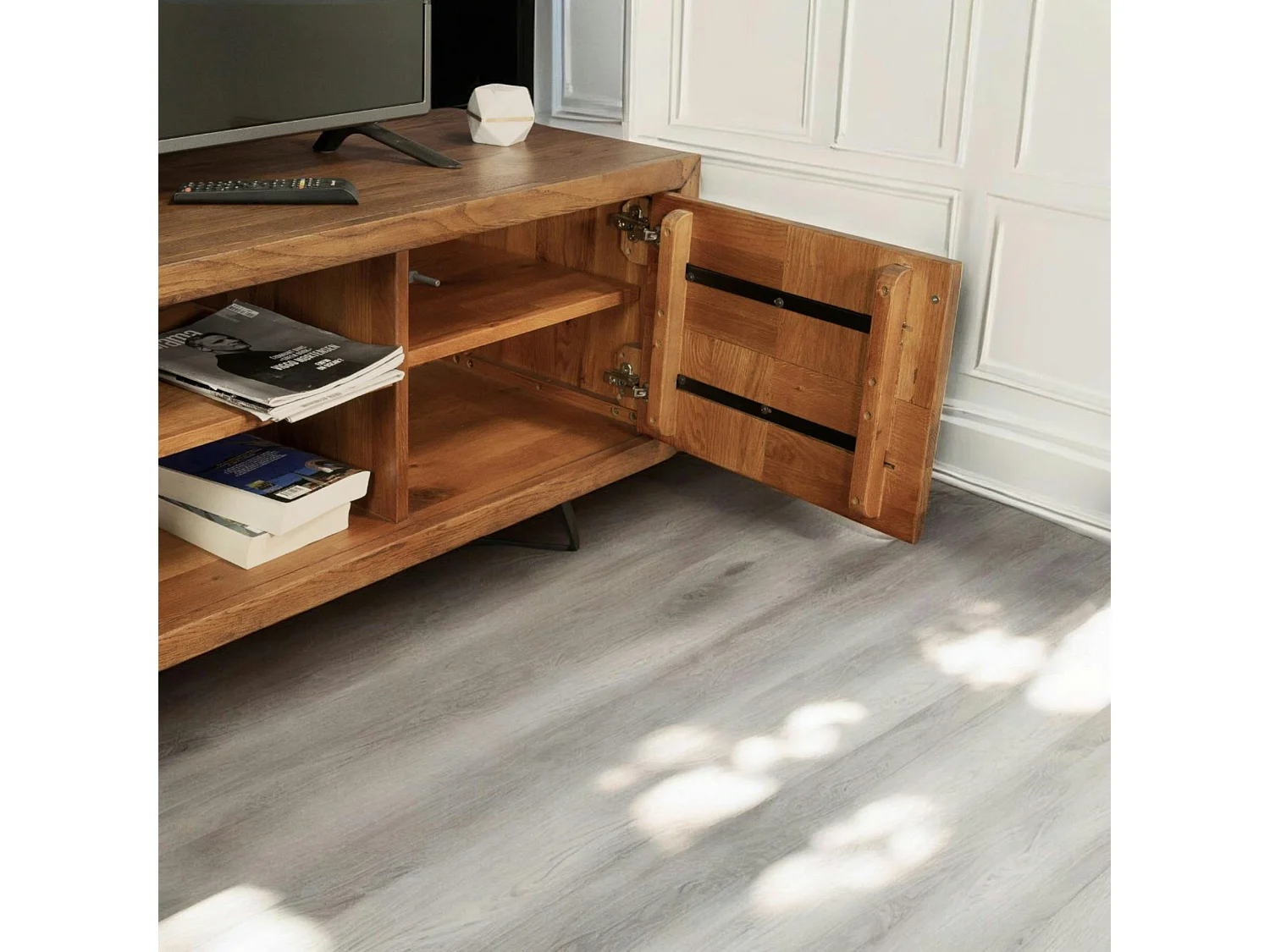 Meuble tv bois motif damier 150 cm OKA