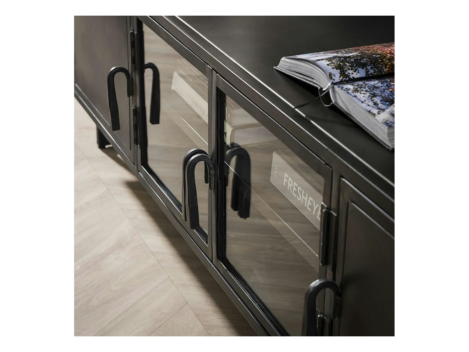 Meuble tv long en métal et verre ROADIES