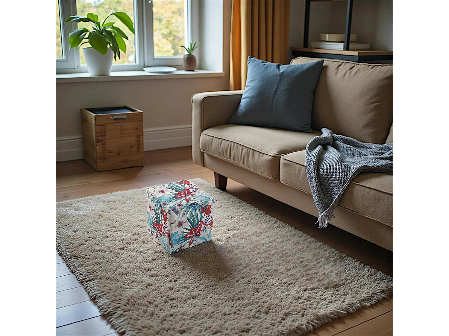 Pouf cube tropical motif feuilles et grandes fleurs rouges 35x35x35cm BORNEO