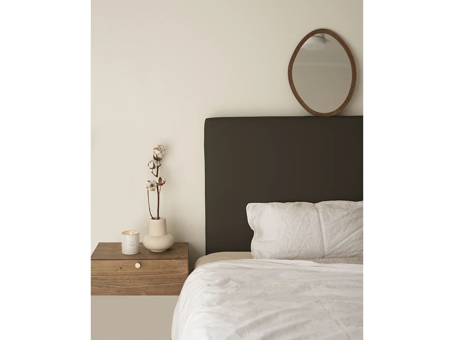 Testiera rivestita in pelle sintetica liscia in tono nero 135x80cm - BUDAPEST - DECOWOOD