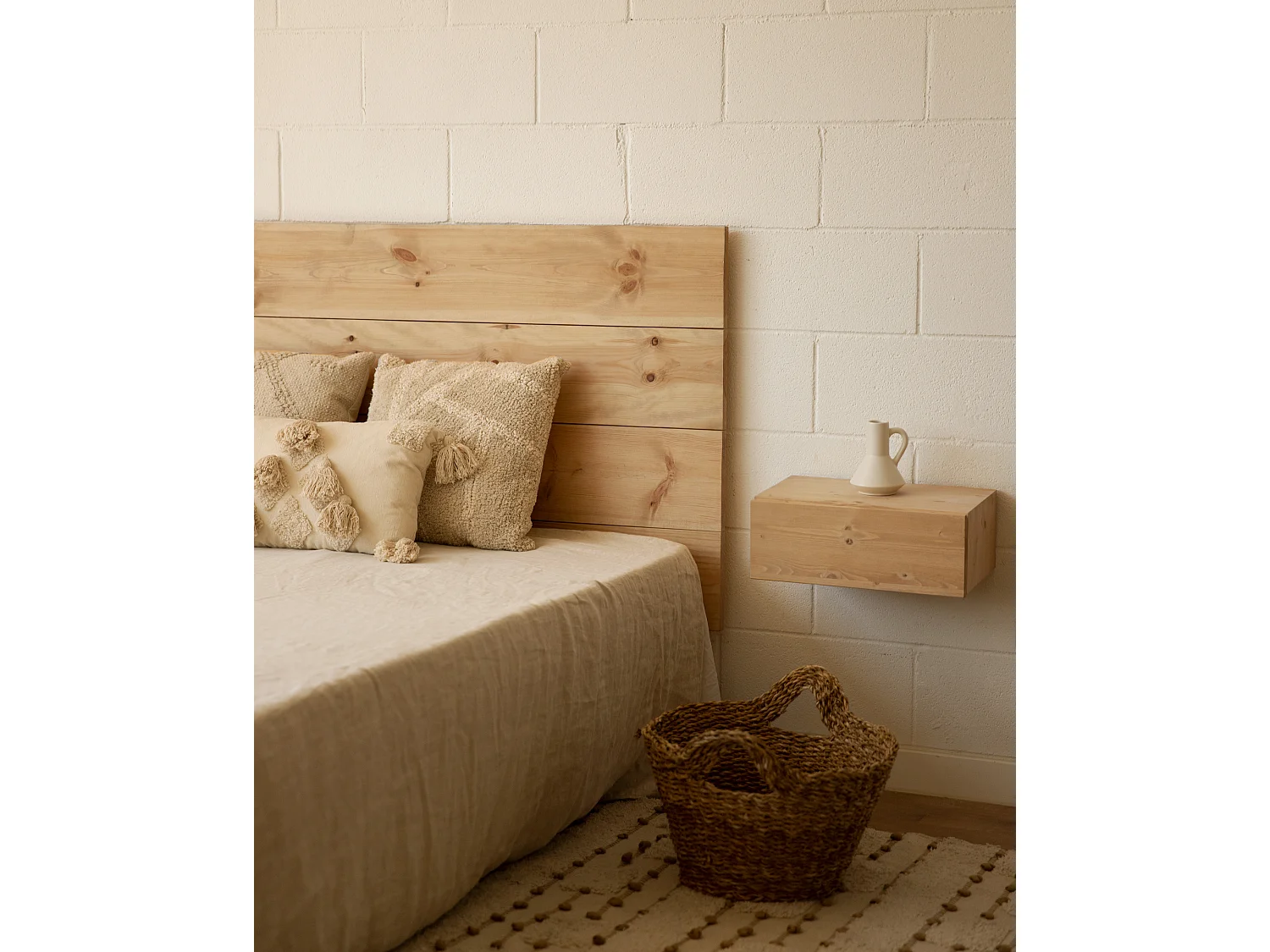 Set testiera e 2 comodini in legno massello in tono marrone chiaro 140x80cm - FLANDES + INGRID - DECOWOOD