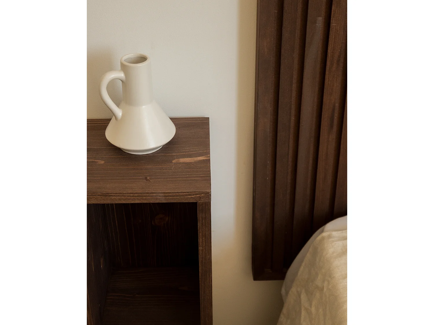 Testiera del letto in legno massello in tono noce 160x80cm - ION - DECOWOOD