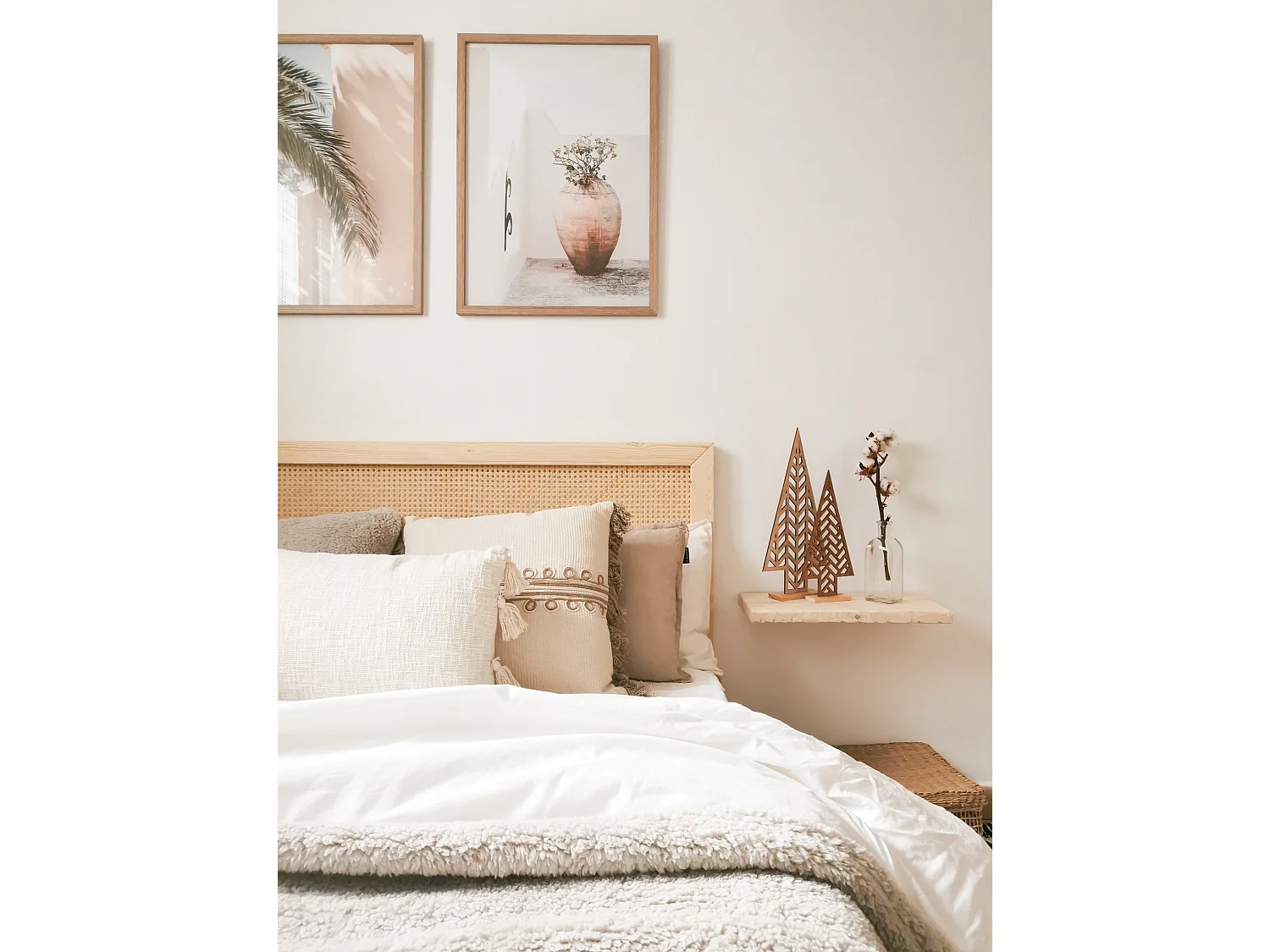 Cabecero de cama de madera maciza y cannage en tono natural de 140x60cm - ELLEN CANNAGE - DECOWOOD