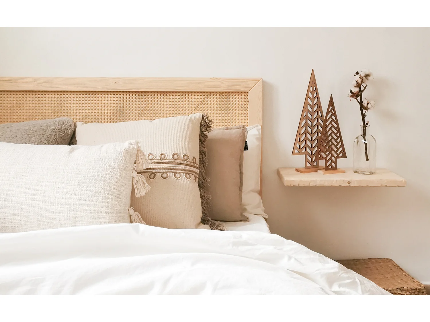 Tête de lit en bois de pin et cannage couleur naturelle 140x60cm - ELLEN CANNAGE - DECOWOOD