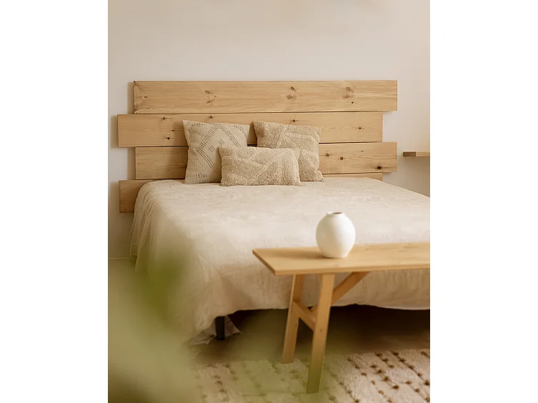 Cabecero de cama de madera maciza asimétrico en tono roble medio de 120x60cm - FLANDES - DECOWOOD