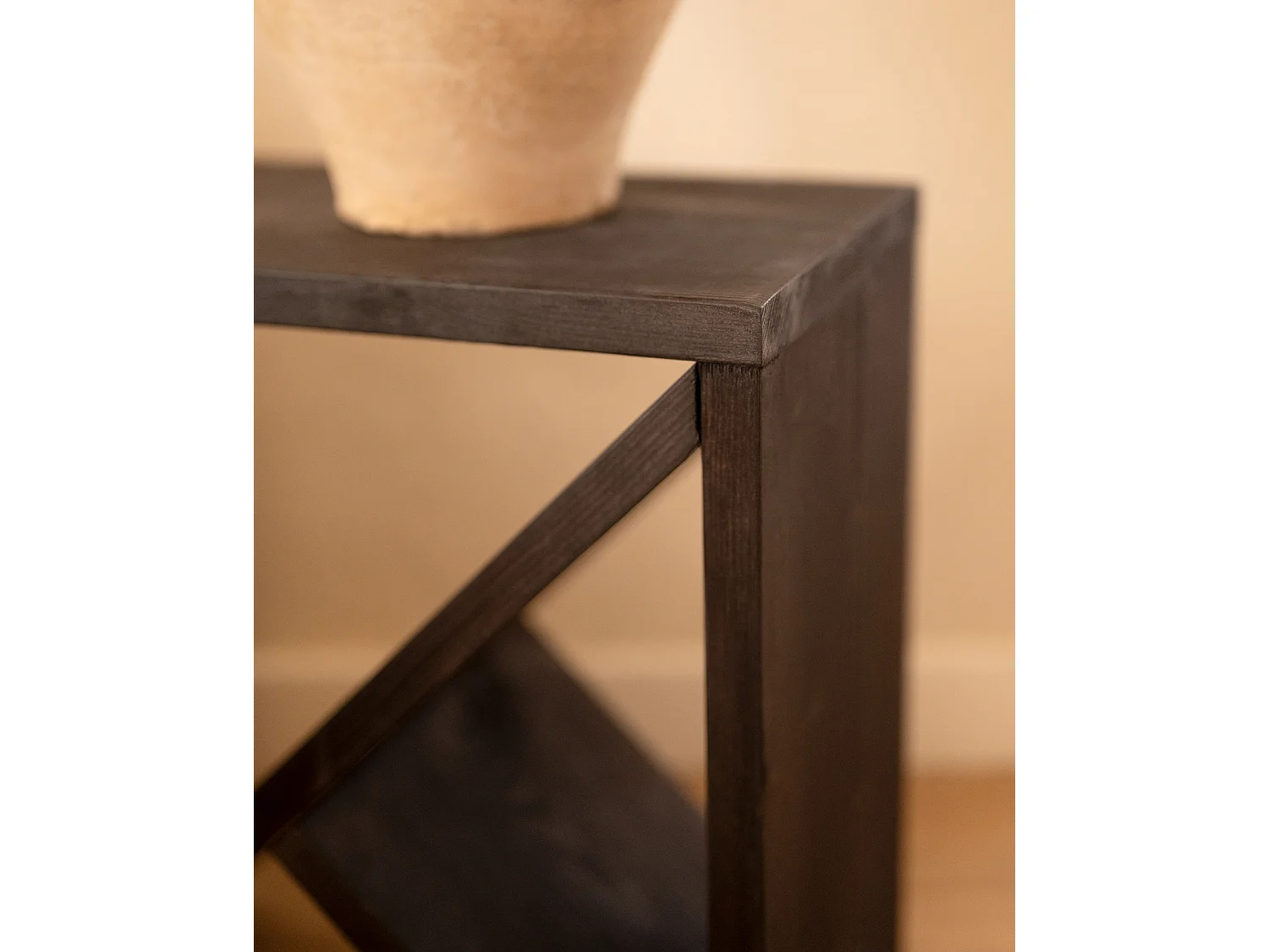 Set 2 piccoli tavoli in legno massello in tono nero 50x50cm - STOKE - DECOWOOD