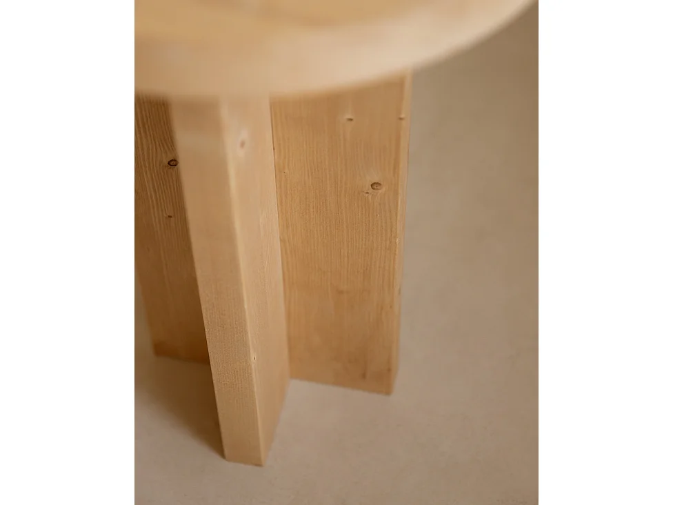 Taburete de madera maciza en tono roble medio de 45x35cm - TOKYO - DECOWOOD