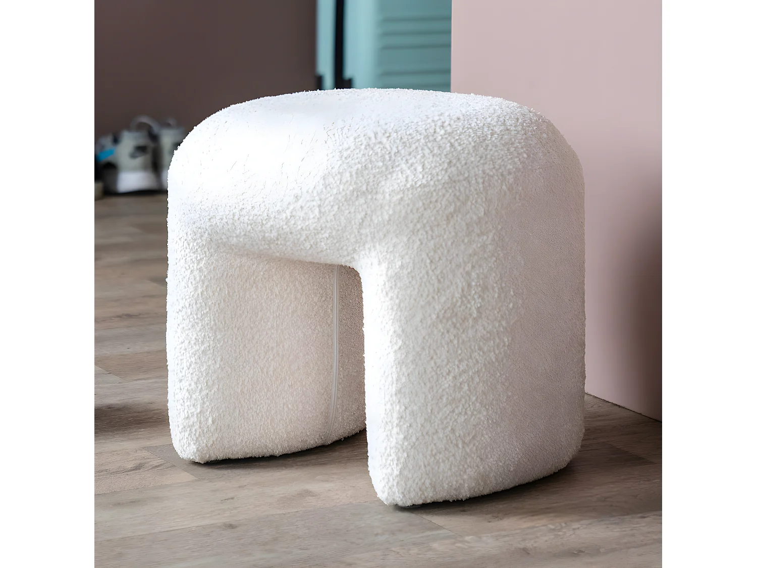 Sahi - Pouf en tissu bouclette - Beige