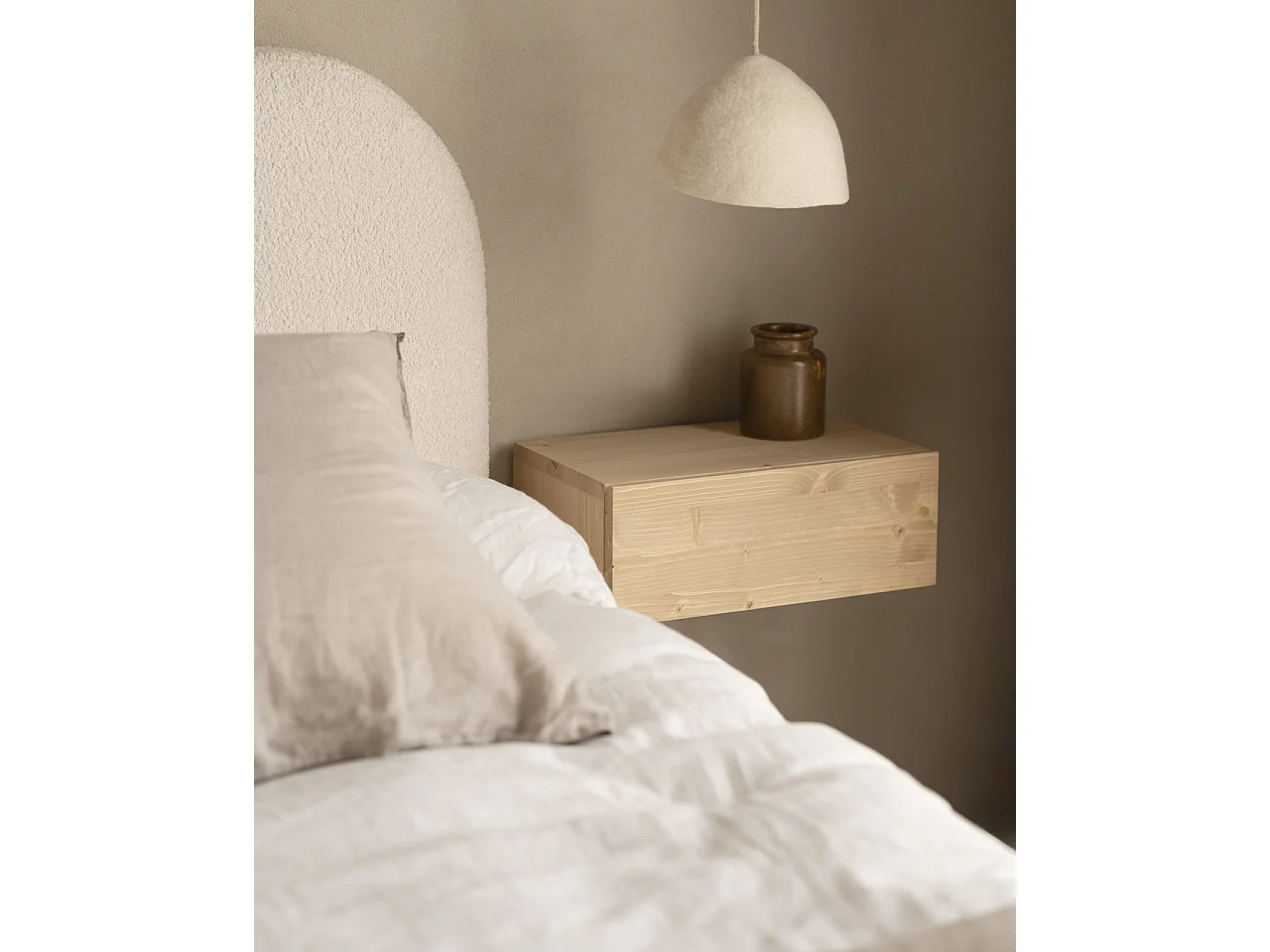 Kit de 2 mesitas de noche de pared de madera de abeto Decowood con cajón en color roble medio de 40x15cm - INGRID - DECOWOOD