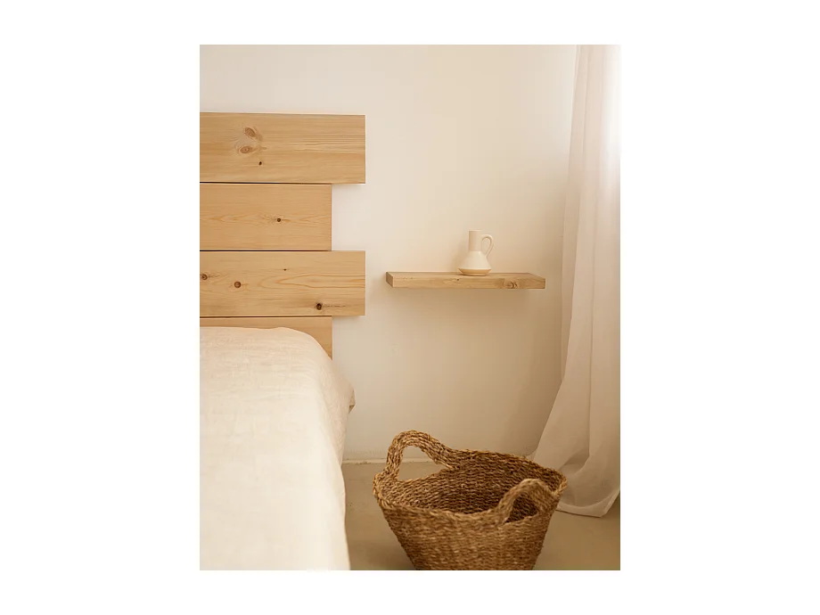 Comodino in legno massello in tono marrone chiaro 45x3,2cm - HAK - DECOWOOD