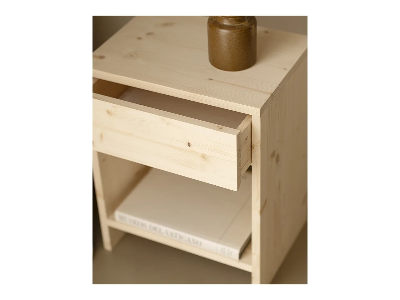 Table de chevet en bois de sapin avec un tiroir naturel de 50x40cm - MARTINA - DECOWOOD