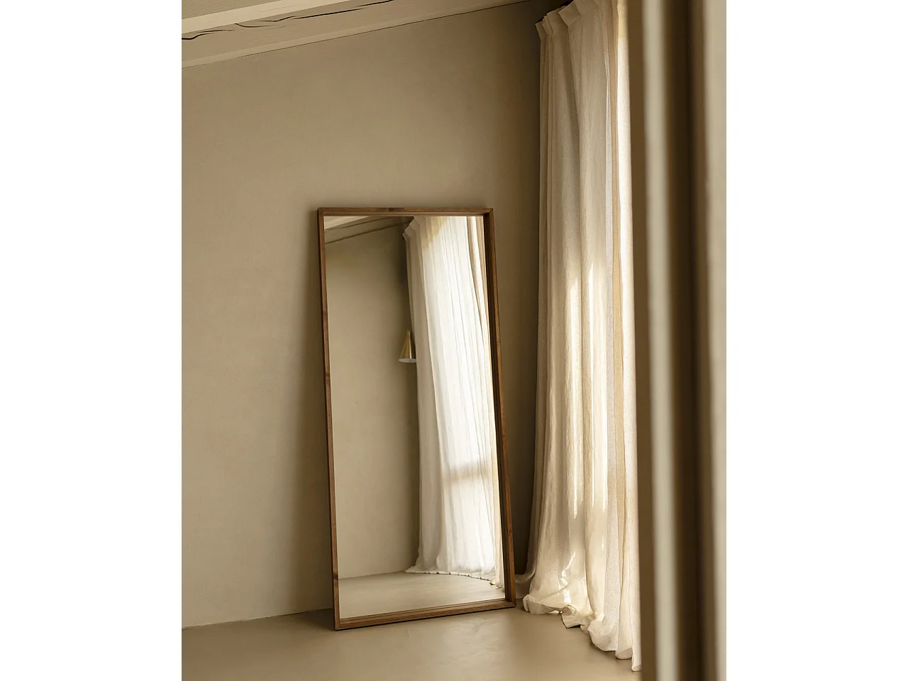 Espejo de madera maciza tono roble oscuro de 160x60cm - WALLS - DECOWOOD