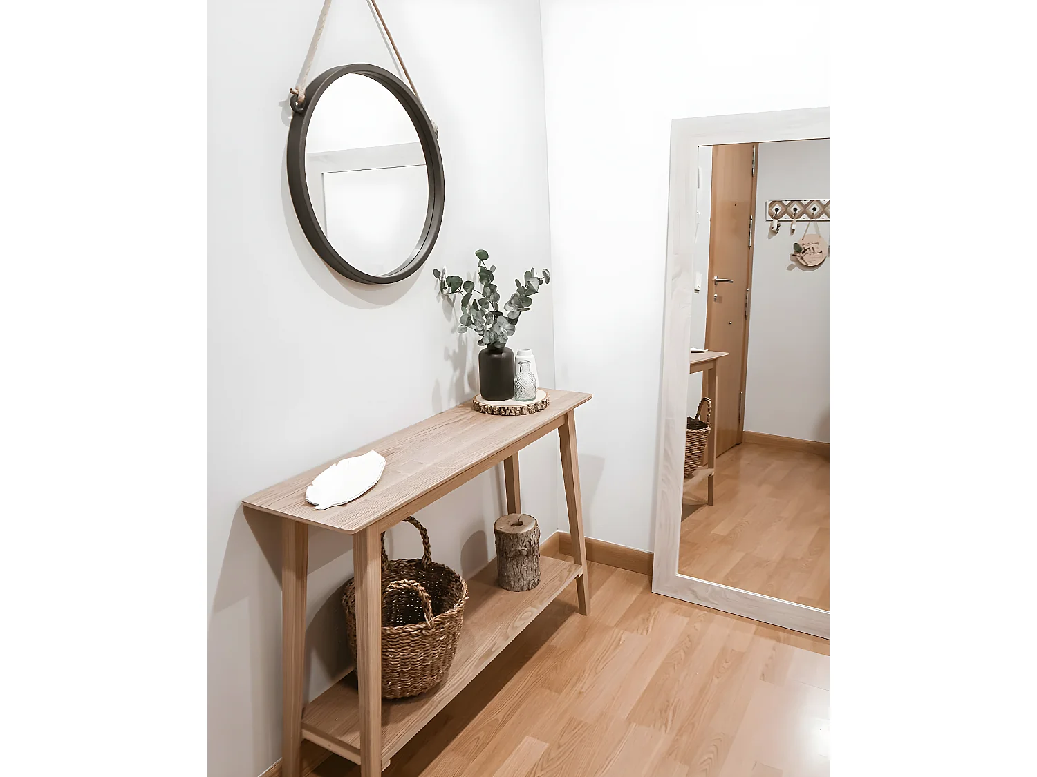 Espejo de madera decapado blanco de 60x80cm - MATE - DECOWOOD