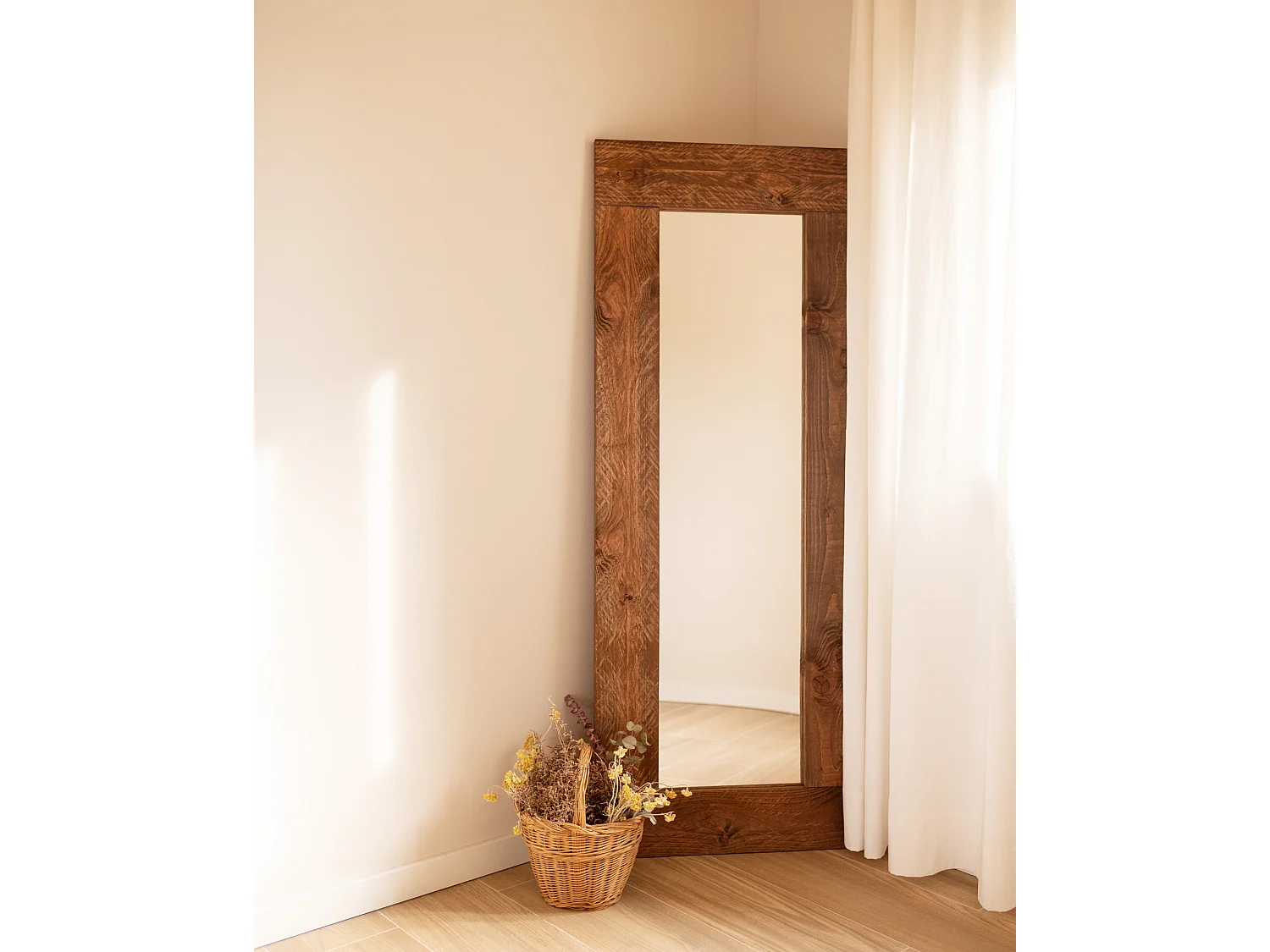 Espejo de madera maciza tono roble oscuro de 165x65cm - IZAL - DECOWOOD