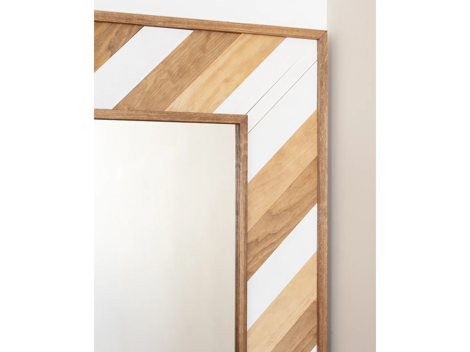 Espejo de madera maciza en tono roble oscuro, natural y blanco de 163x84cm - ZEN - DECOWOOD