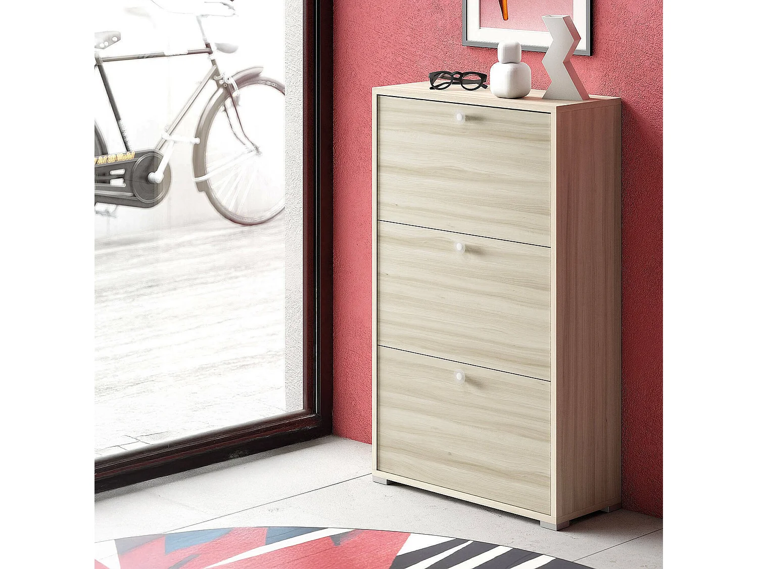 Étagère à chaussures Peonia, Meuble d'entrée polyvalent avec 3 portes pliantes, Meuble à chaussures double profondeur, 100% Made in Italy, 67x28h112 cm, Olmo