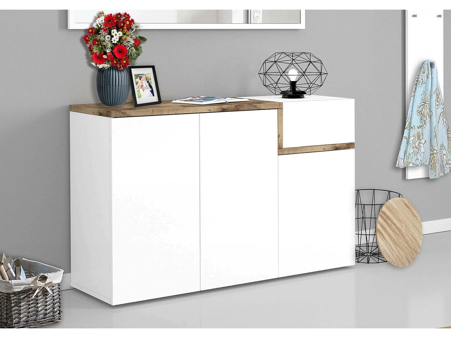 Steve schoenenrek, Multifunctionele kast met 3 deuren en 1 vouwdeur, Ingang schoenenrek, 100% Made in Italy, 120x40h80 cm, Glanzend wit en esdoorn