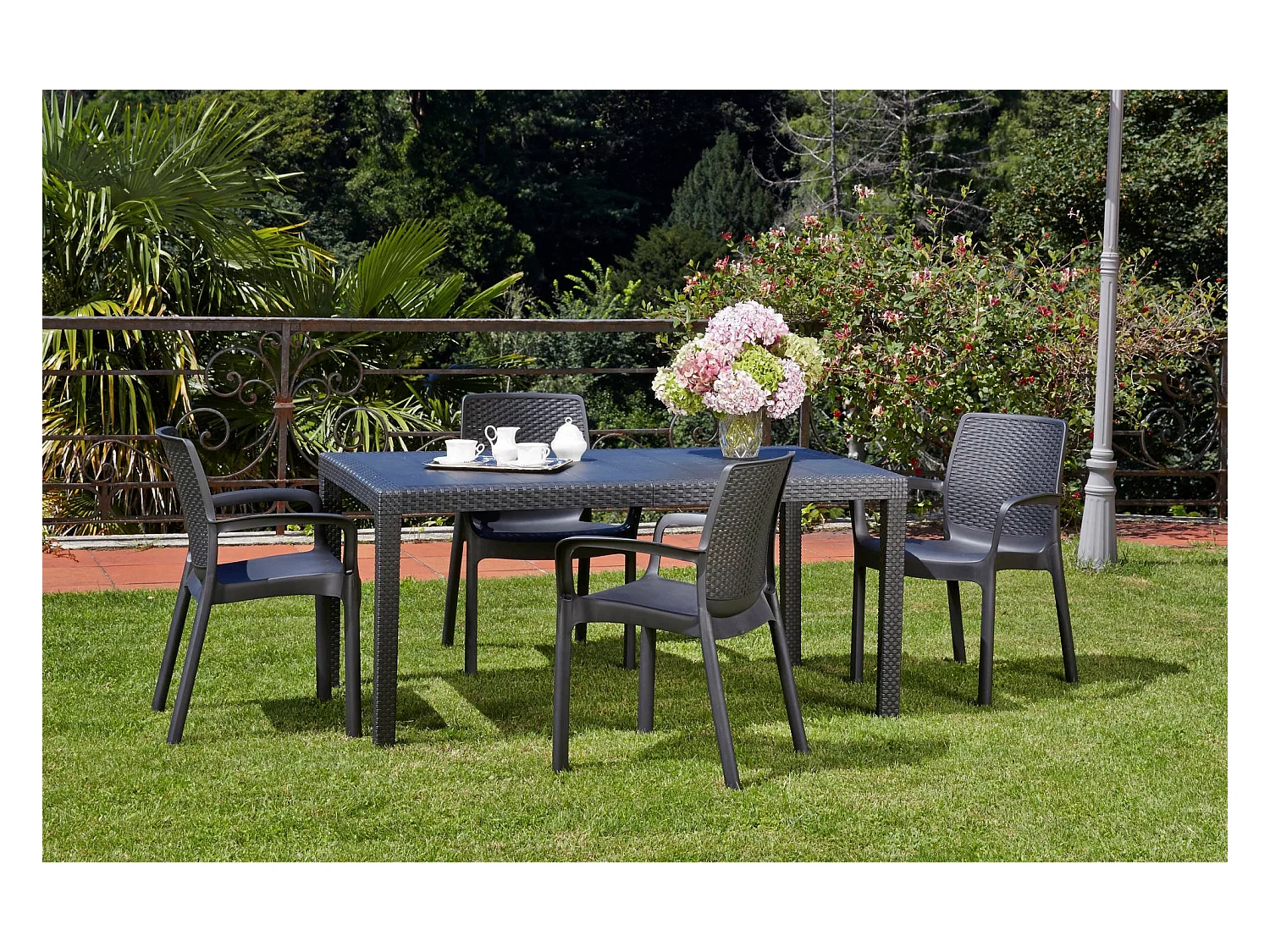 Lot de 4 chaises d'extérieur Viterbo, Sièges de jardin, Chaise de table à manger, Fauteuil d'extérieur effet rotin, 100% Made in Italy, 54x60h82 cm, Anthracite