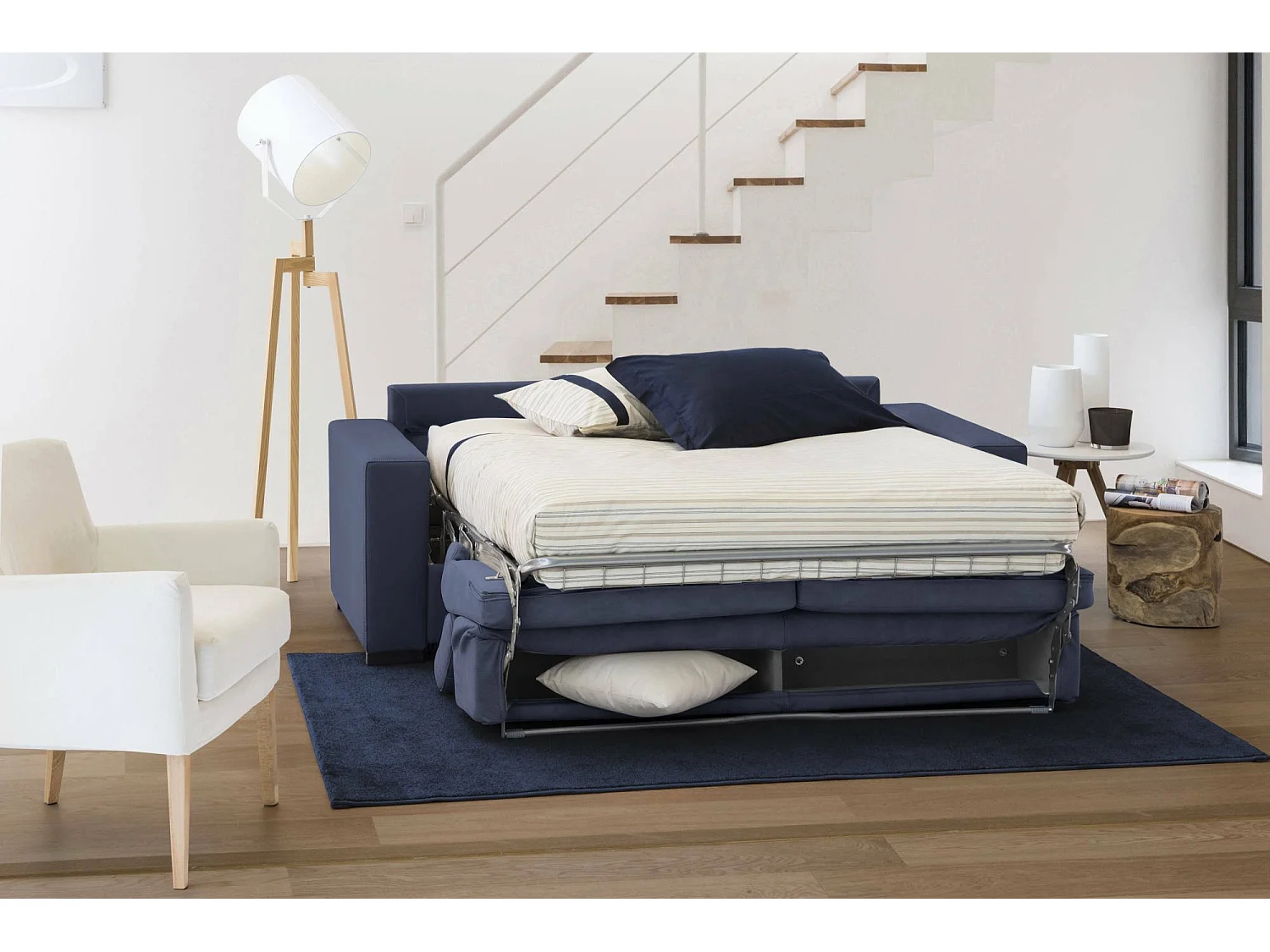 Sofá Cama Afra, Sofá de 2 plazas, 100% Made in Italy, Sofá de salón con apertura giratoria, con reposacabezas regulables y reposabrazos estándar, 180x95h85 cm, Azul