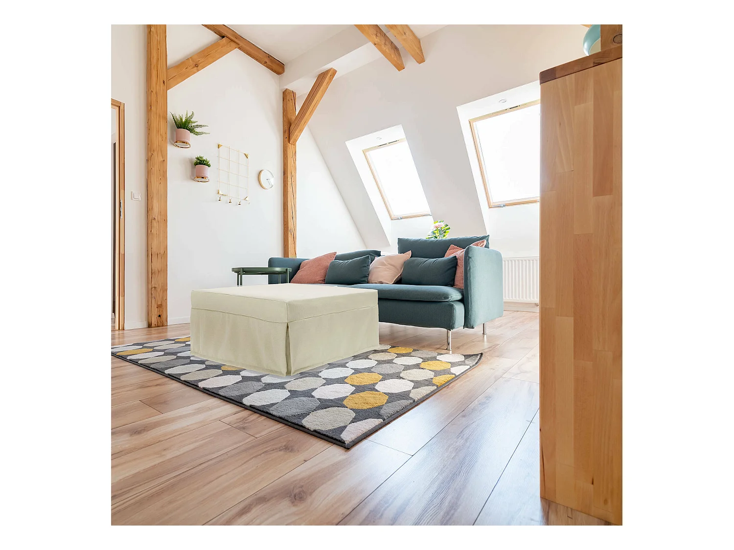 Ancilla Klappbett, Hocker, der in ein Einzelbett umgewandelt werden kann, Stoffhocker für das Wohnzimmer, 100 % Made in Italy, 80 x 80 x 45 cm, Creme
