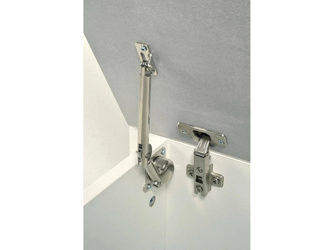 Baule Miltonia, Capiente box contenitore multiuso, Cassapanca moderna, 100% Made in Italy, 90x45h45 cm, Bianco e Cemento