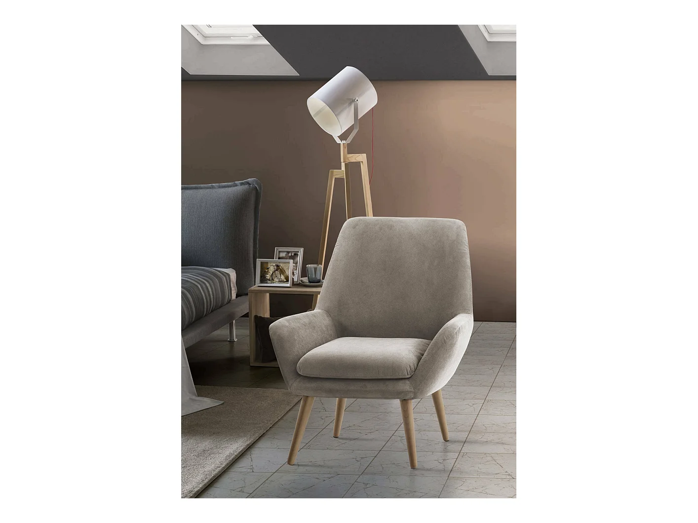 Annarita fauteuil, design lounge fauteuil, 100% Made in Italy, relaxfauteuil in gecapitonneerde stof, 80x70h95 cm, duifgrijs