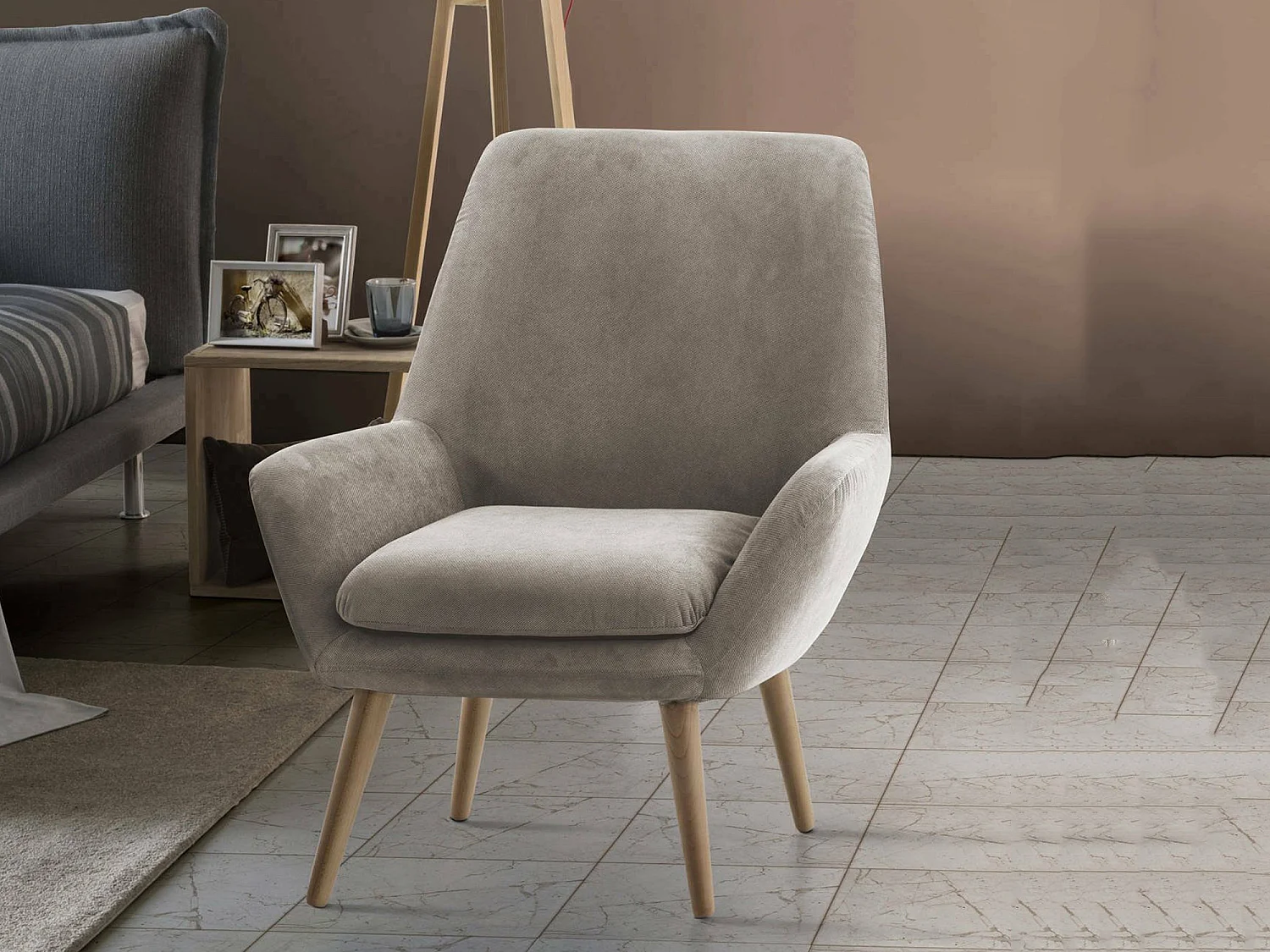 Fauteuil Annarita, fauteuil lounge design, 100% Made in Italy, fauteuil relaxant en tissu rembourré, 80x70h95 cm, gris tourterelle