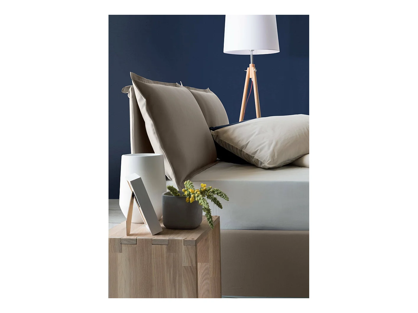 Lit double Maddalena, Lit coffre avec revêtement en tissu, 100% Made in Italy, Ouverture frontale, adapté pour matelas 140x200 cm, Taupe
