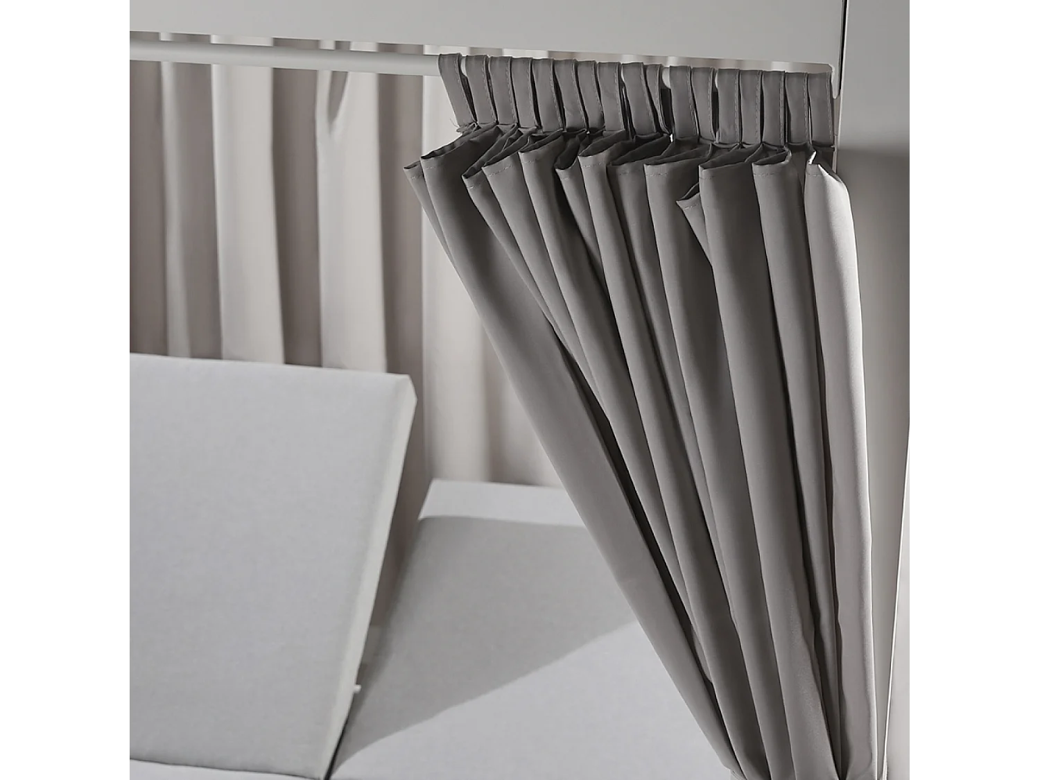 Lit de jardin 2 places gris CORDOUE