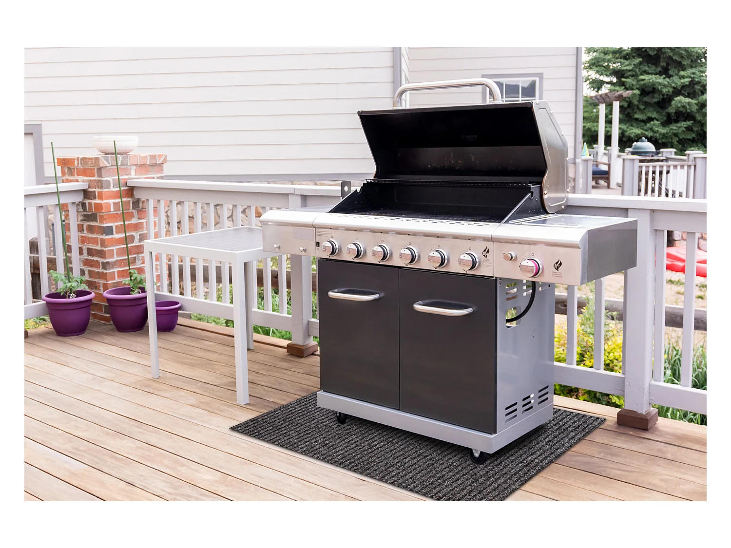 Beschermende grillmat GIN 1206 voor het terras, buiten - helder bruin 100x200 cm