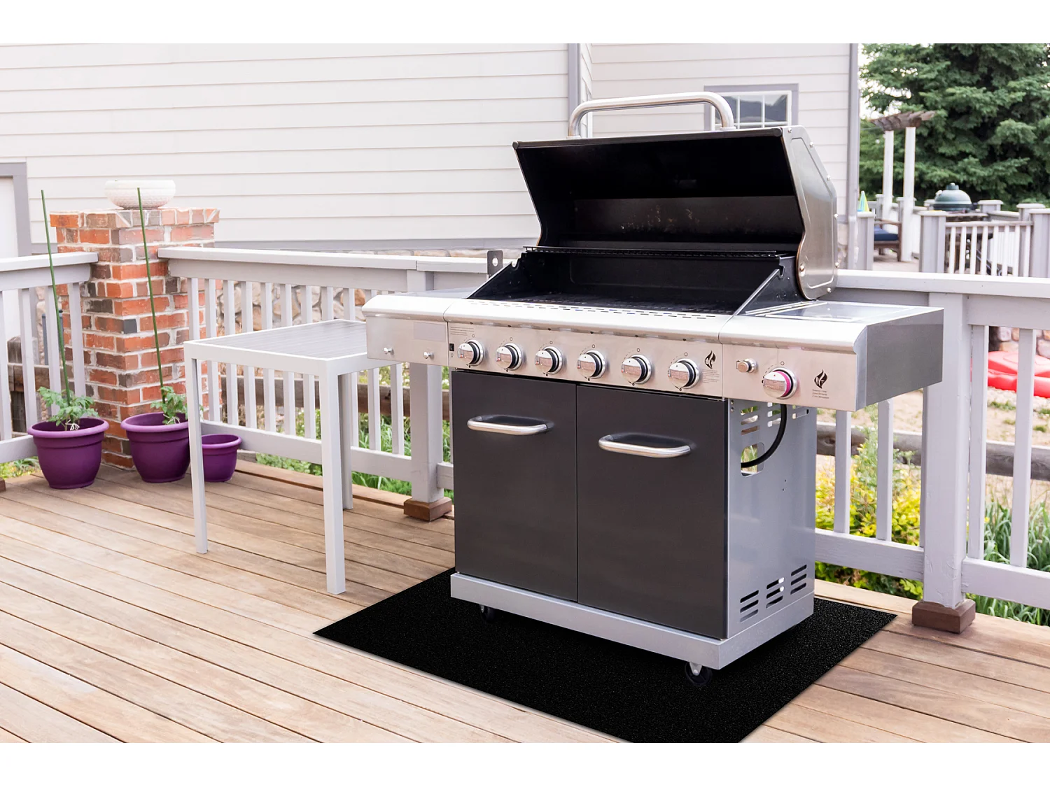 TRIUMPH 990 Grillschutzmatte für Terrasse, draussen – Schwarz 80x200 cm