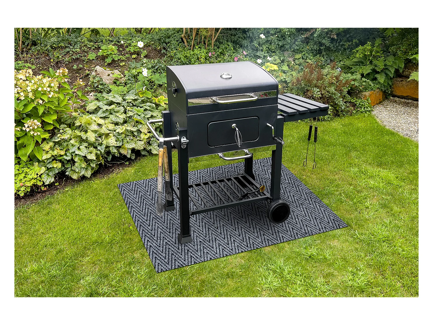 Tapis de protection pour barbecue MAGNUS 2954 pour terrasse, extérieu 100x180 cm
