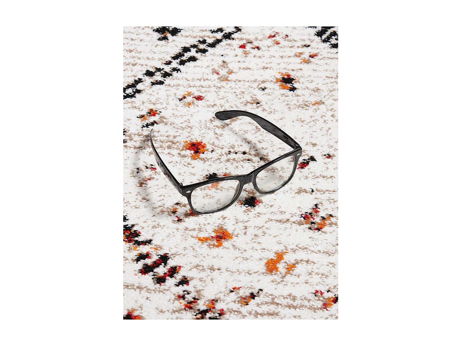 tapis salon 160x160 tissé crème carré motif berbère MORYLA C