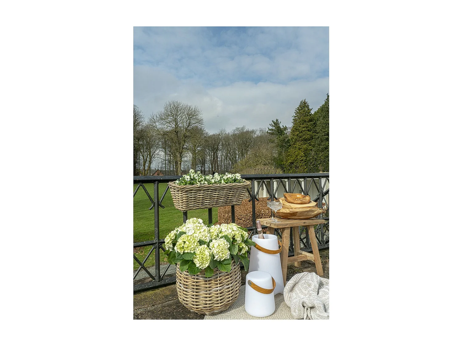 Lampe d'Extérieur Rechargeable Bristol, Blanc, 17x17x21 cm, Epikasa