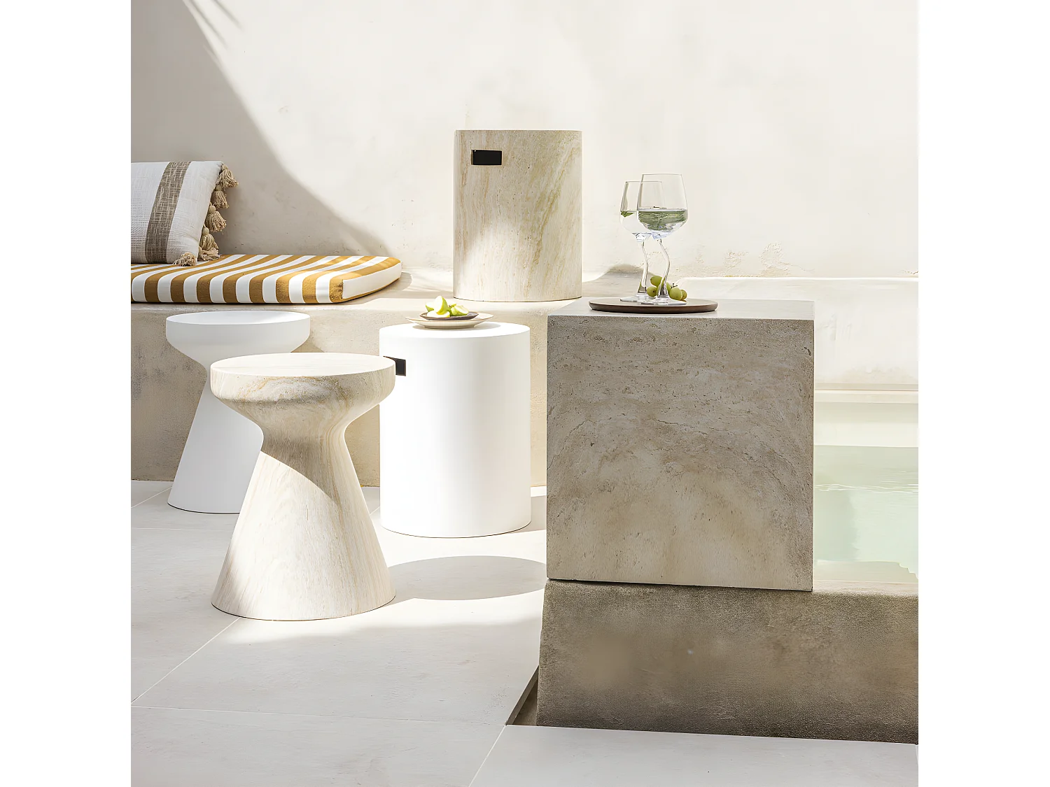 Danli - Tabouret effet travertin H45cm - Beige