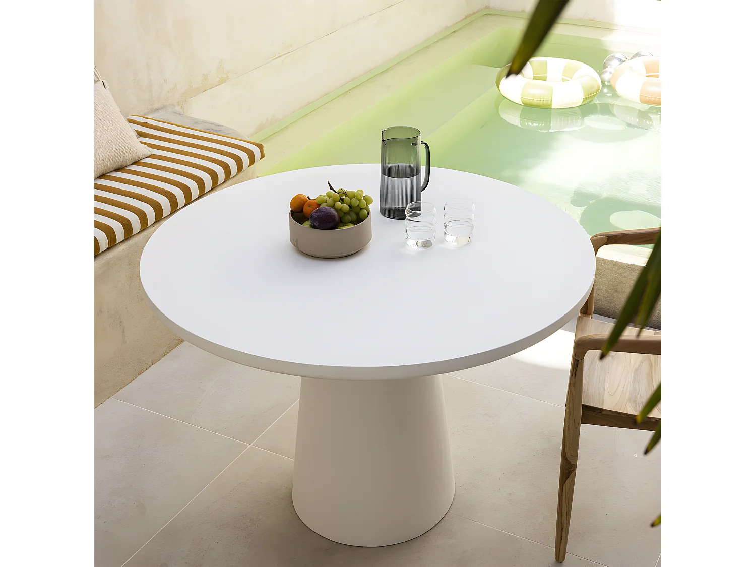 Danli - Table à manger 4 personnes ronde en fibre de ciment - Blanc