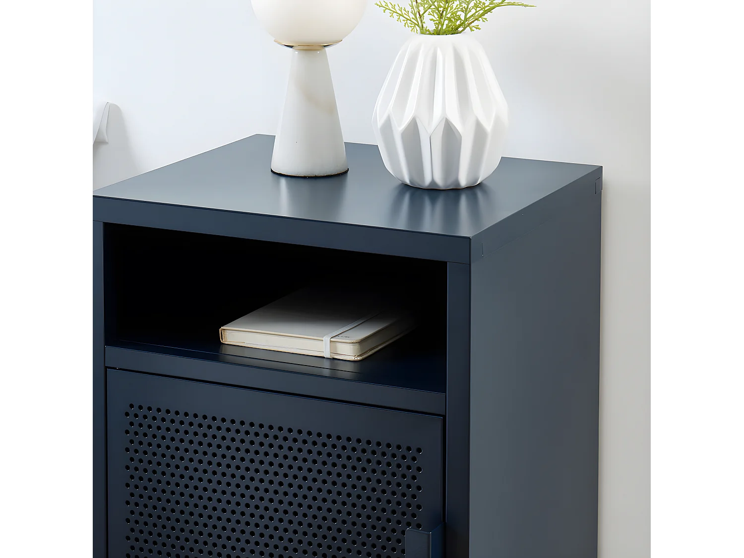 Nino - Table de chevet 1 porte en métal PANTONE - Bleu nuit