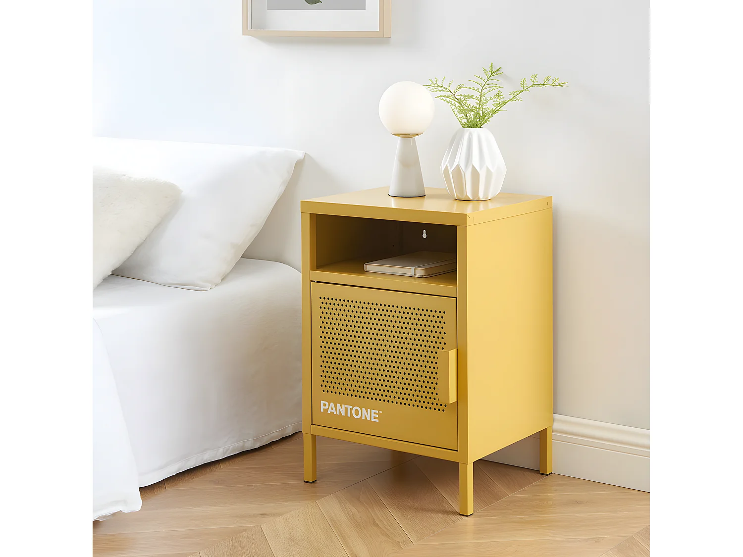 Nino - Table de chevet 1 porte en métal PANTONE - Jaune moutarde