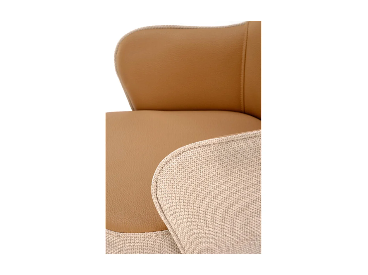 Sedia girevole di design color beige e marrone con base in metallo nero