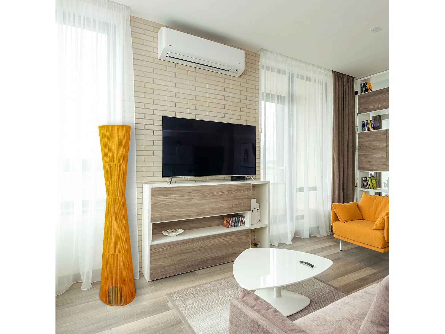 Lámpara de Pie TOSEL ,metal,AMARILLO,A145xD30xP30cm