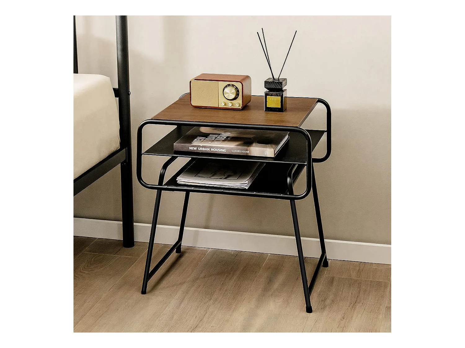 Table de Chevet, Table de Nuit de Style Industrielle avec 3 Etagères Cadre en Métal Robuste pour Chambre Salon Bureau, 50x40x55 cm