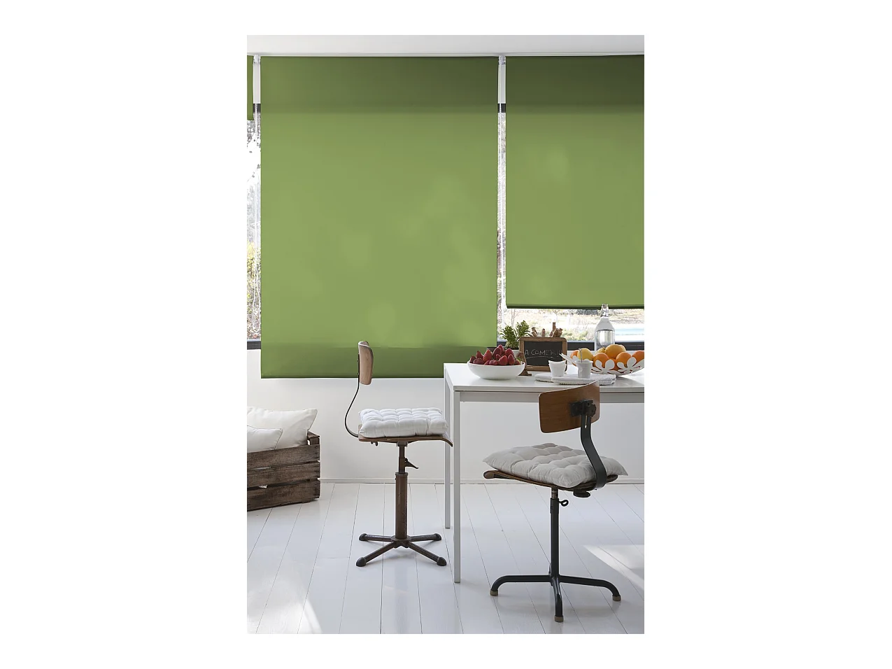 ESTORALIS | Estores Enrollables Lisos Translucidos | 180 x 235 cm (Ancho por Alto) Tamaño de Tela 177 x 230 cm | Modelo GOVE Color Pistacho