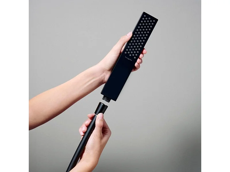 Pommeau de douche HANSGROHE Pulsify E 100 EcoSmart noir mat + flexible de douche HANSGROHE Designflex 160 cm noir mat